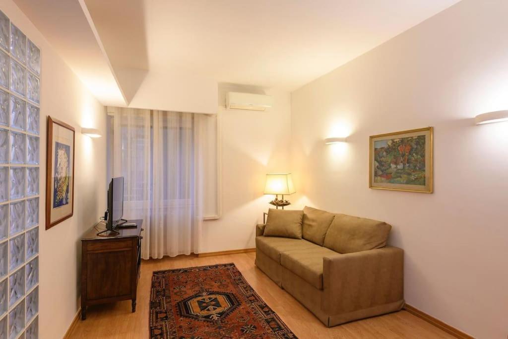 St Peter S Home, Nel Cuore Della Citta Eterna Rom